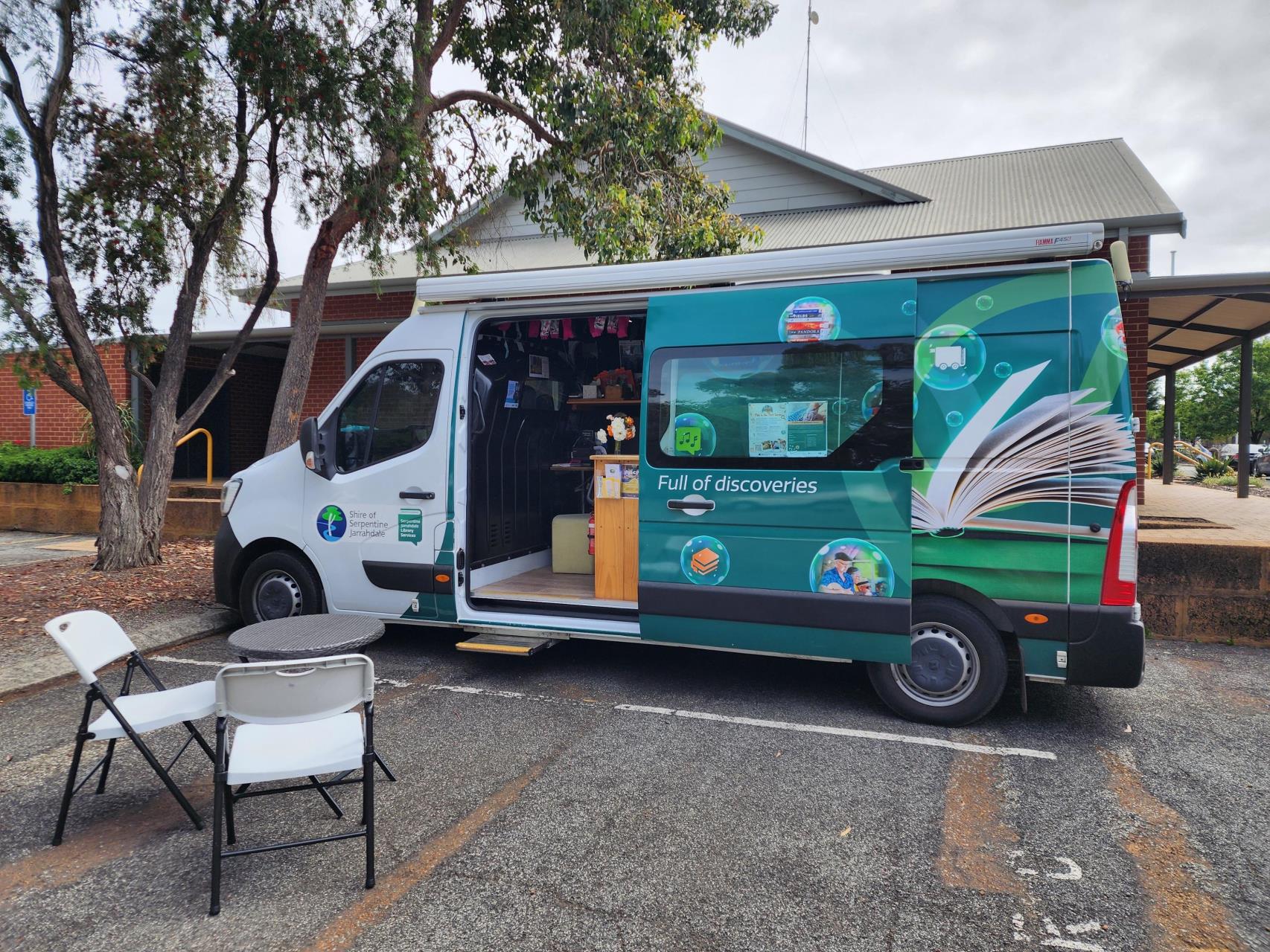 SJ CRC, Mundijong (Community Resource Centre) - Mobile Library
